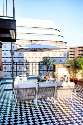 Central Shinjuku apartment with beautiful city view 3stops to Shibuya